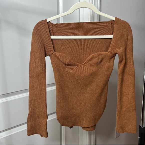 Long Sleeve Sweater Top - Picture 1 of 2